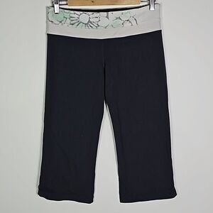 Lululemon gray size 8 cropped leggings